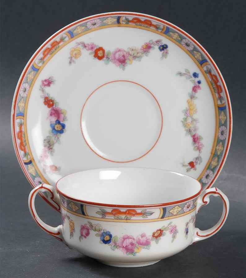 HC7 Flat Bouillon Cup & Saucer by Heinrich - H&C-1