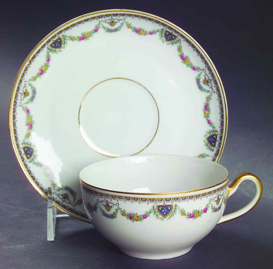 HC86 Flat Cup & Saucer Set by Heinrich - H&C-1