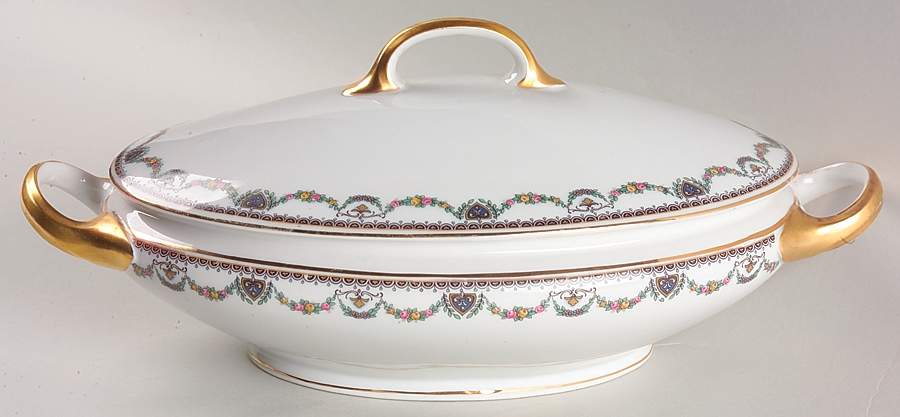 HC86 Oval Covered Vegetable by Heinrich - H&C-1