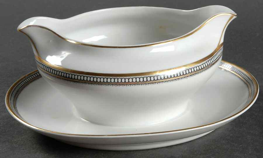 HC9 Gravy Boat with Attached Underplate by Heinrich - H&C-1