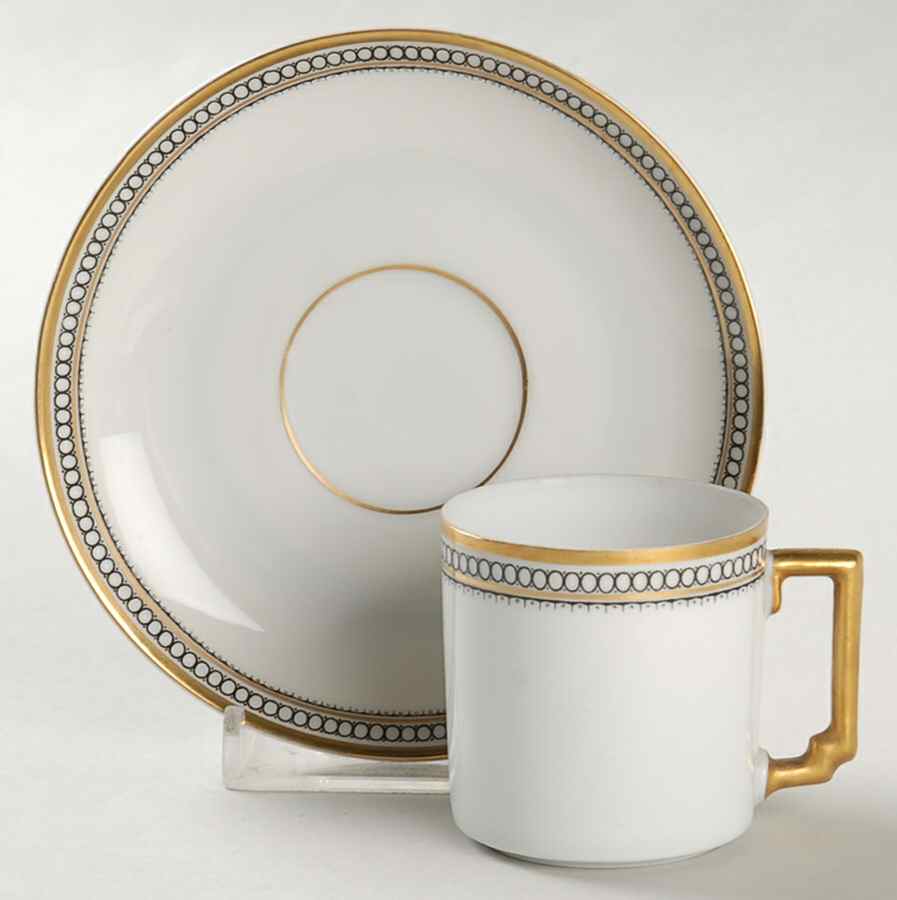 HC9 Flat Demitasse Cup & Saucer Set by Heinrich - H&C-1