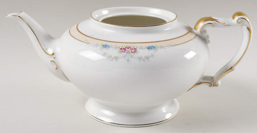 Josephine Teapot No Lid by Heinrich - H&C-1