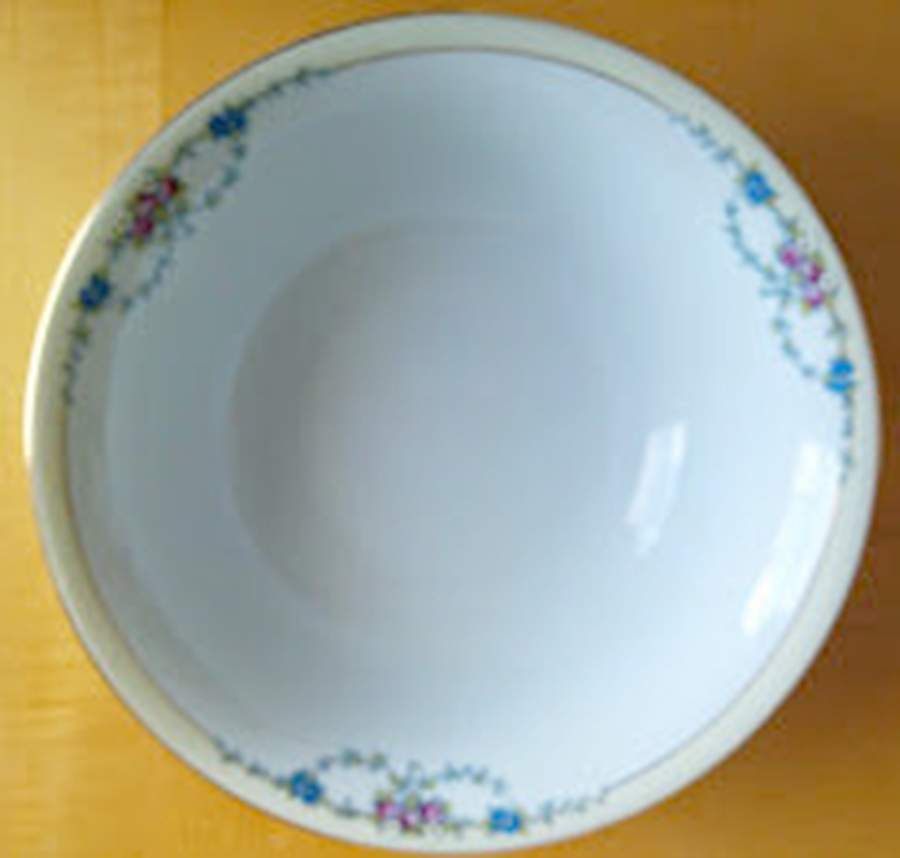 Josephine 9" Round Vegetable Bowl by Heinrich - H&C-1