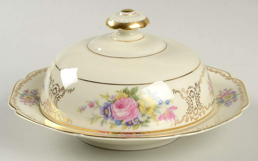Lady Louise Round Covered Butter by Heinrich - H&C-1