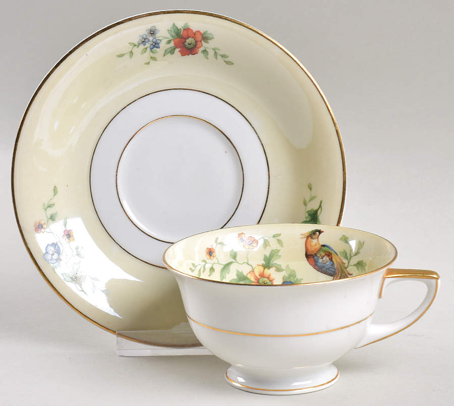 Lorraine Footed Cup & Saucer Set by Heinrich - H&C-1