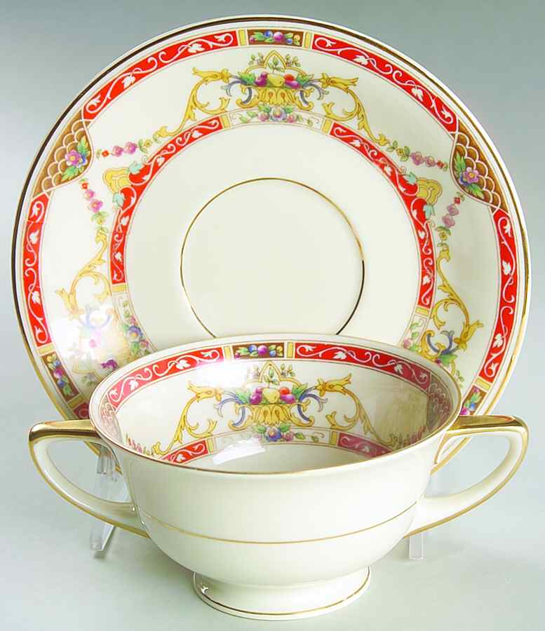 Maurice Footed Bouillon Cup & Saucer by Heinrich - H&C-1
