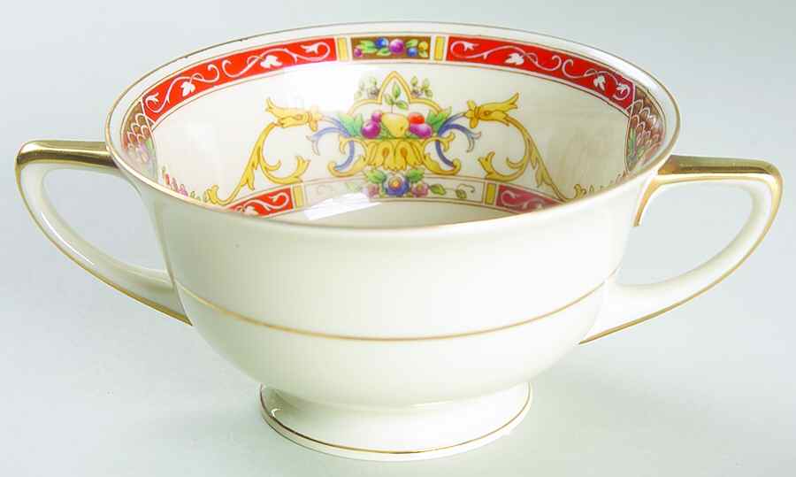 Maurice Footed Bouillon Cup by Heinrich - H&C-1