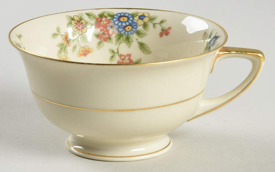 Meadow Footed Cup by Heinrich - H&C-1