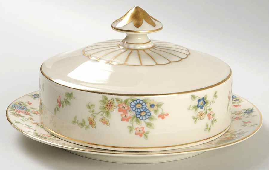 Meadow Round Covered Butter by Heinrich - H&C-1
