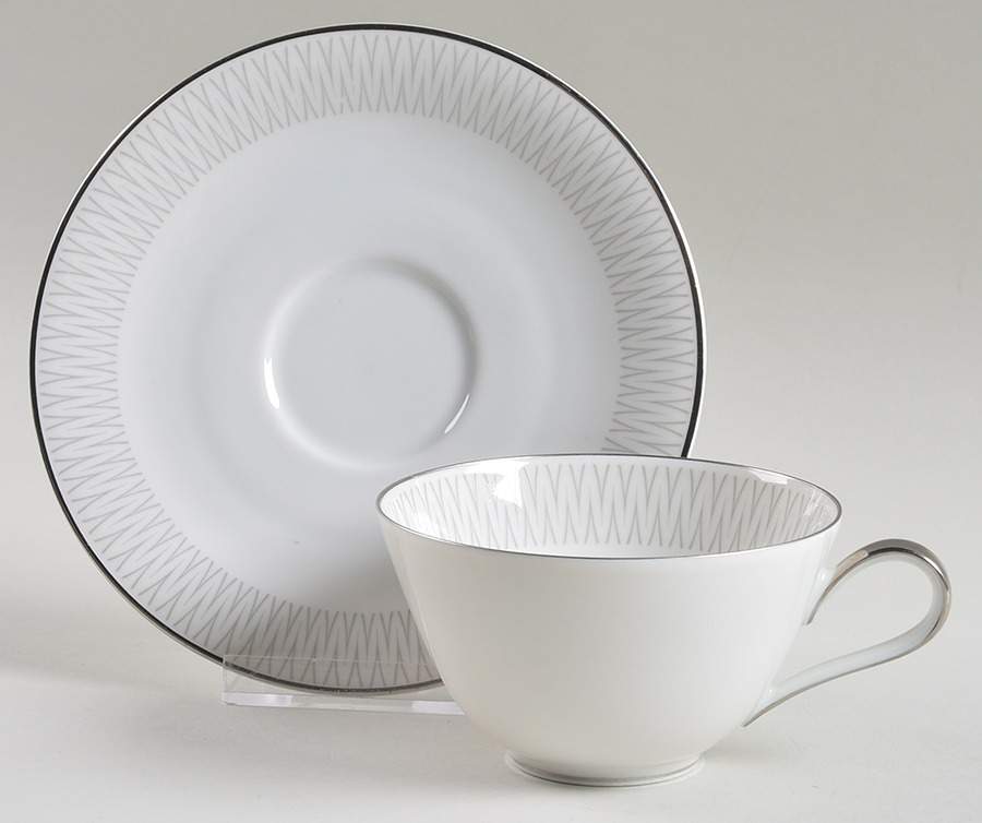 Monarch Footed Cup & Saucer Set by Heinrich - H&C-1