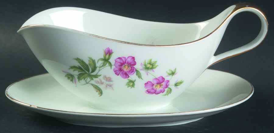 Montrose Gravy Boat with Attached Underplate by Heinrich - H&C-1