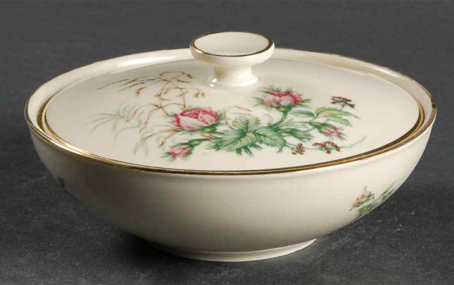 Moss Rose (Cream Background, Coupe) Sugar Bowl & Lid by Heinrich - H&C-1