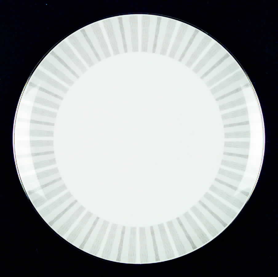 Nassau Dinner Plate by Heinrich - H&C-1
