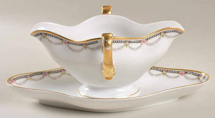 Navarre Gravy Boat with Attached Underplate by Heinrich - H&C-1
