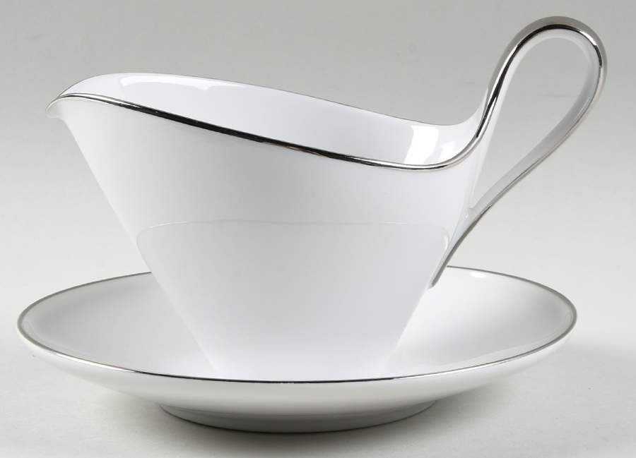 Platinum Band Gravy Boat with Attached Underplate by Heinrich - H&C-1