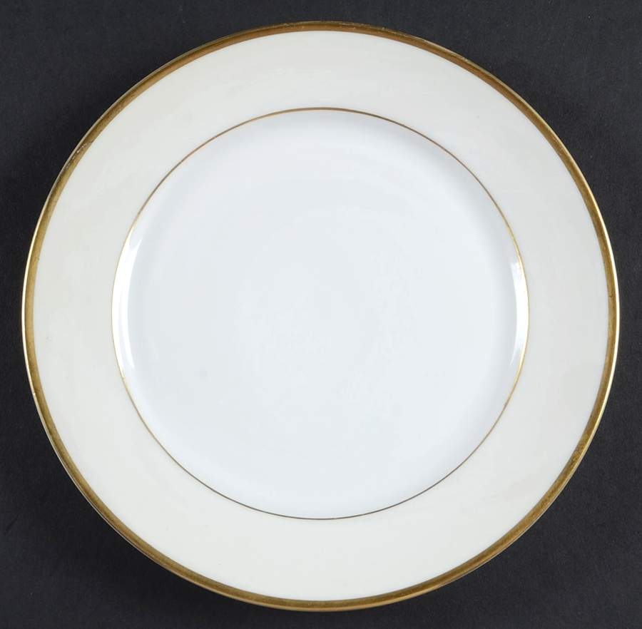 Queen Salad Plate by Heinrich - H&C-1