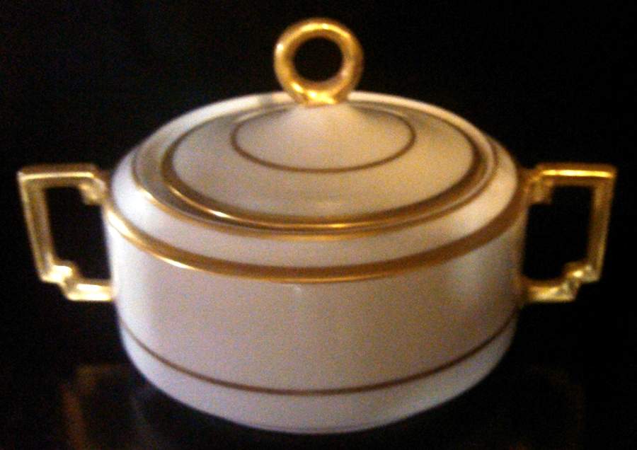 Queen Sugar Bowl & Lid by Heinrich - H&C-1