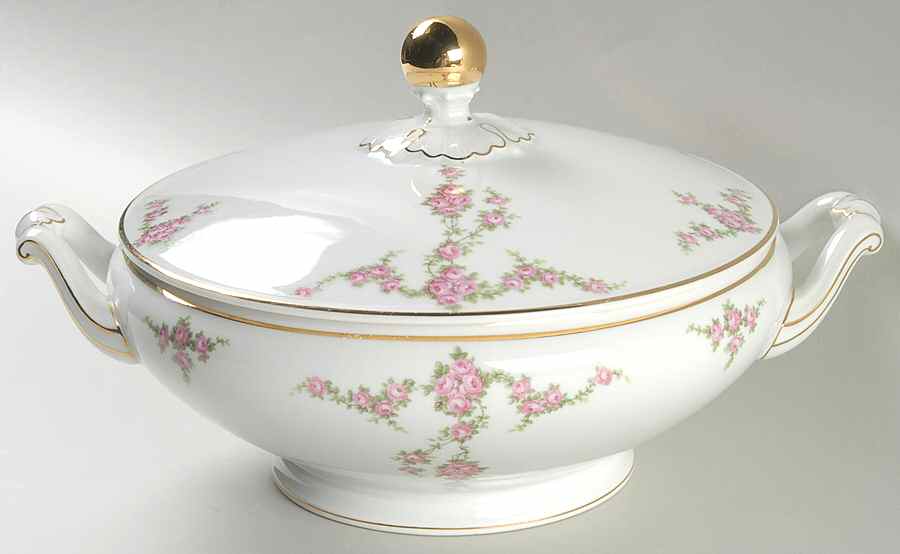 Rosalinda Round Covered Vegetable by Heinrich - H&C-1