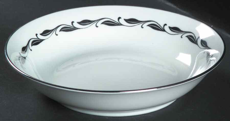 Silver Wreath Fruit/Dessert (Sauce) Bowl by Heinrich - H&C-1