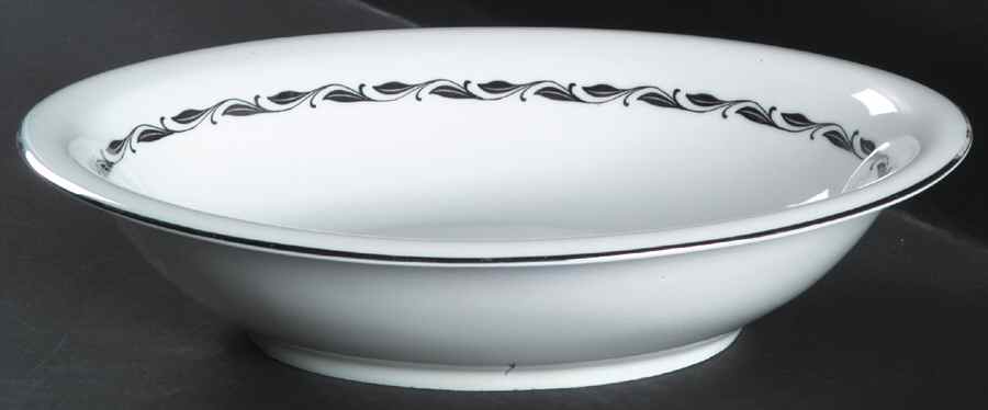 Silver Wreath 10" Oval Vegetable Bowl by Heinrich - H&C-1