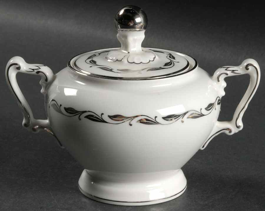 Silver Wreath Sugar Bowl & Lid by Heinrich - H&C-1