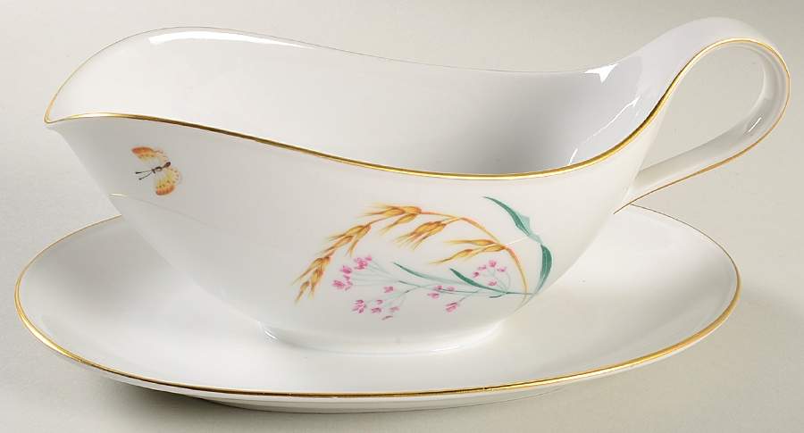 Sommer (Coupe, Smooth, Gold Trim) Gravy Boat with Attached Underplate by Heinrich - H&C-1