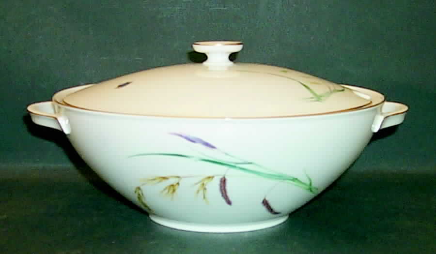 Sommer (Coupe, Smooth, Gold Trim) Tureen & Lid by Heinrich - H&C-1