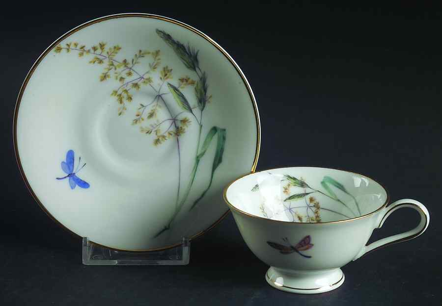 Sommer (Coupe, Smooth, Gold Trim) Footed Demitasse Cup & Saucer Set by Heinrich - H&C-1