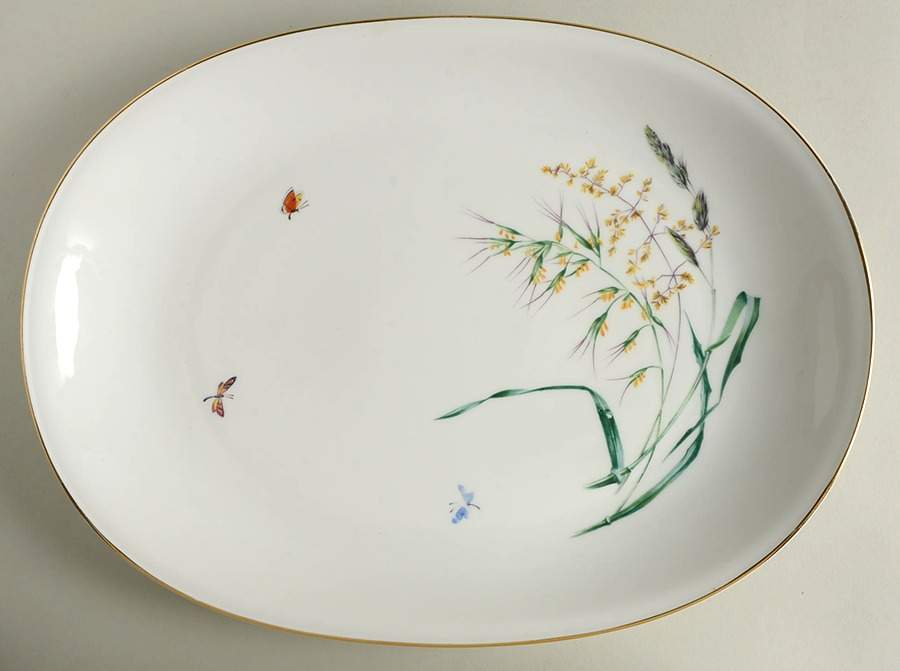 Sommer (Coupe, Smooth, Gold Trim) 16" Oval Serving Platter by Heinrich - H&C-1