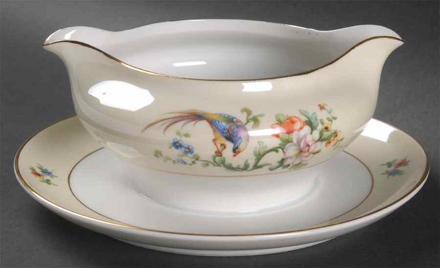 Songbird Gravy Boat with Attached Underplate by Heinrich - H&C-1