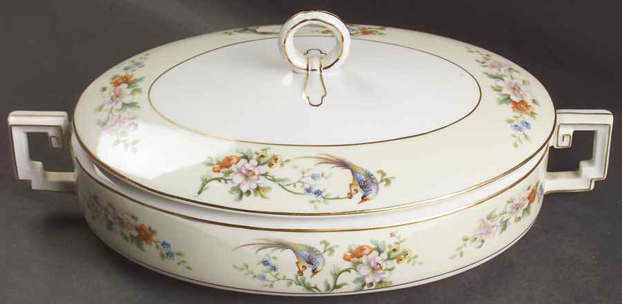 Songbird Oval Covered Vegetable by Heinrich - H&C-1