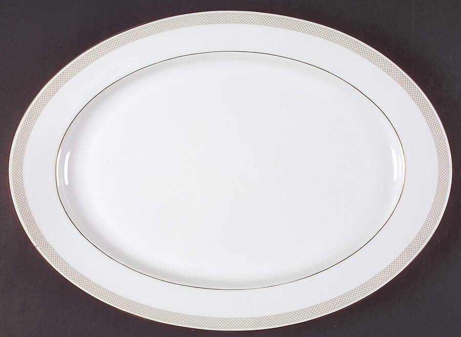 Spinning 16" Oval Serving Platter by Heinrich - H&C-1