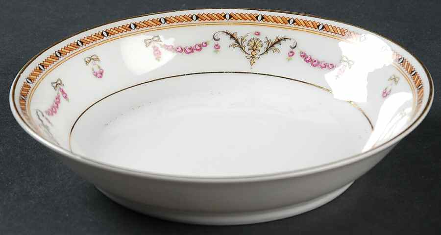 St Germaine (White Body) Fruit/Dessert (Sauce) Bowl by Heinrich - H&C-1