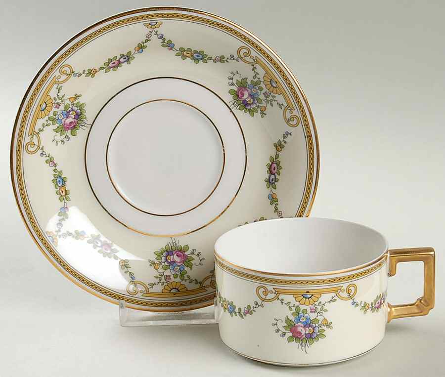 Stratford Flat Cup & Saucer Set by Heinrich - H&C-1