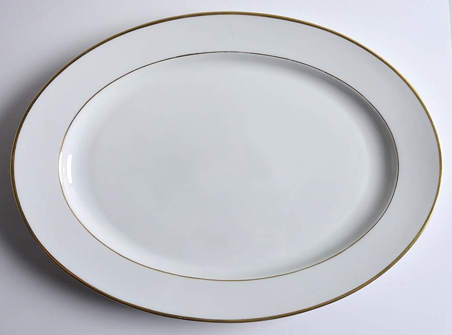 Tudor 16" Oval Serving Platter by Heinrich - H&C-1
