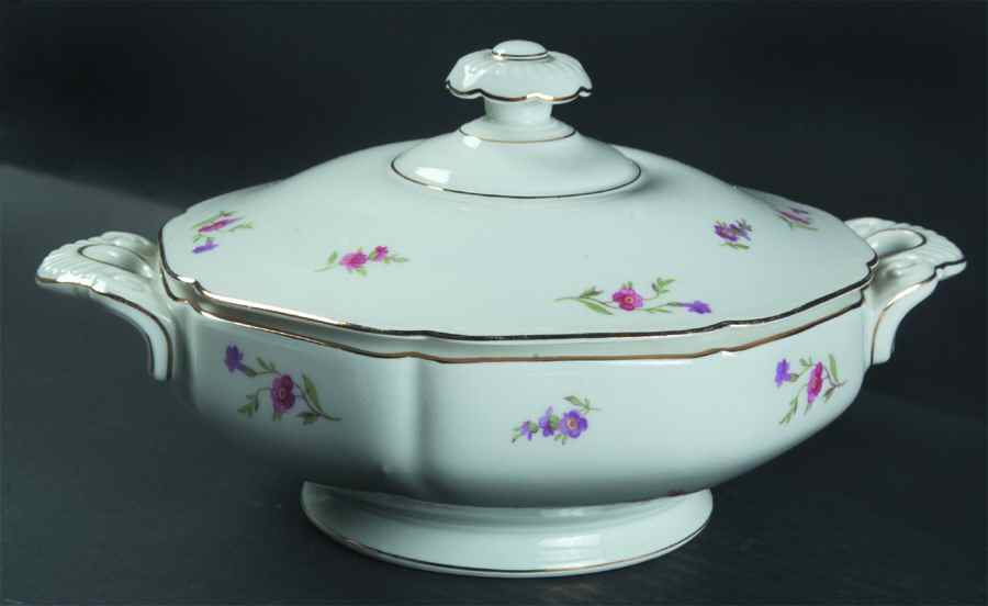 Victoria (Multicolor Flowers) Round Covered Vegetable by Heinrich - H&C-1