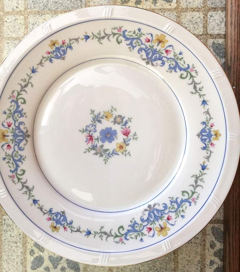 Elizabeth Dinner Plate by Haas-Czjzek Coronado-1