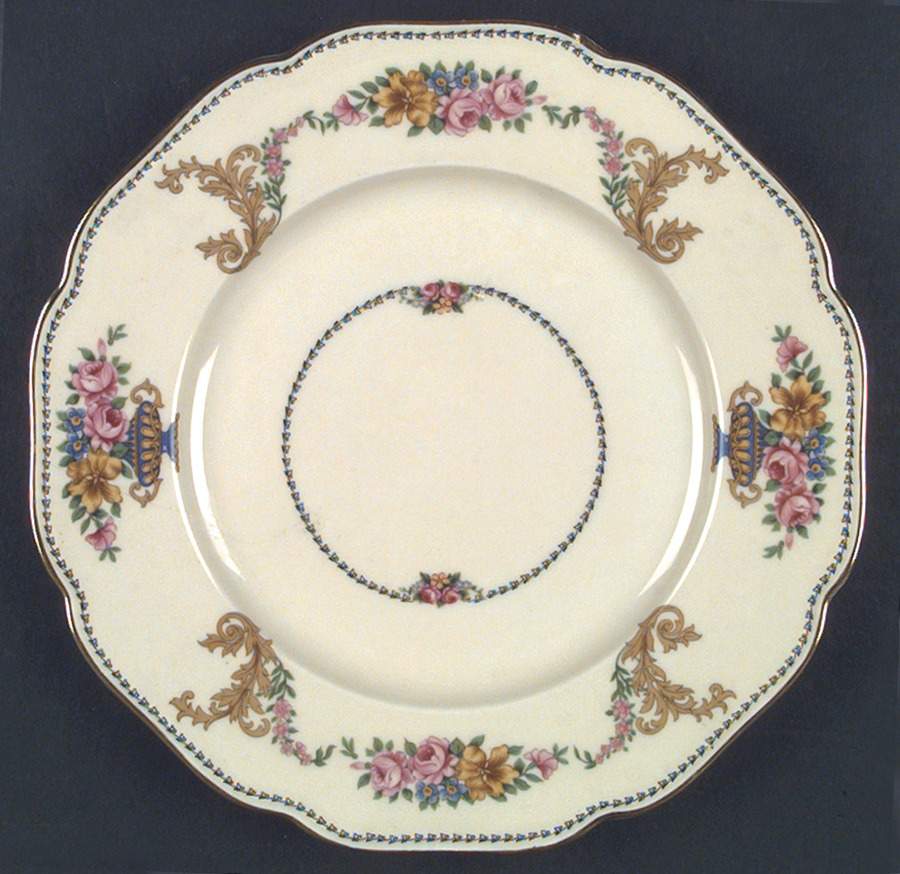 HCZ16 Dinner Plate by Haas-Czjzek Coronado-1