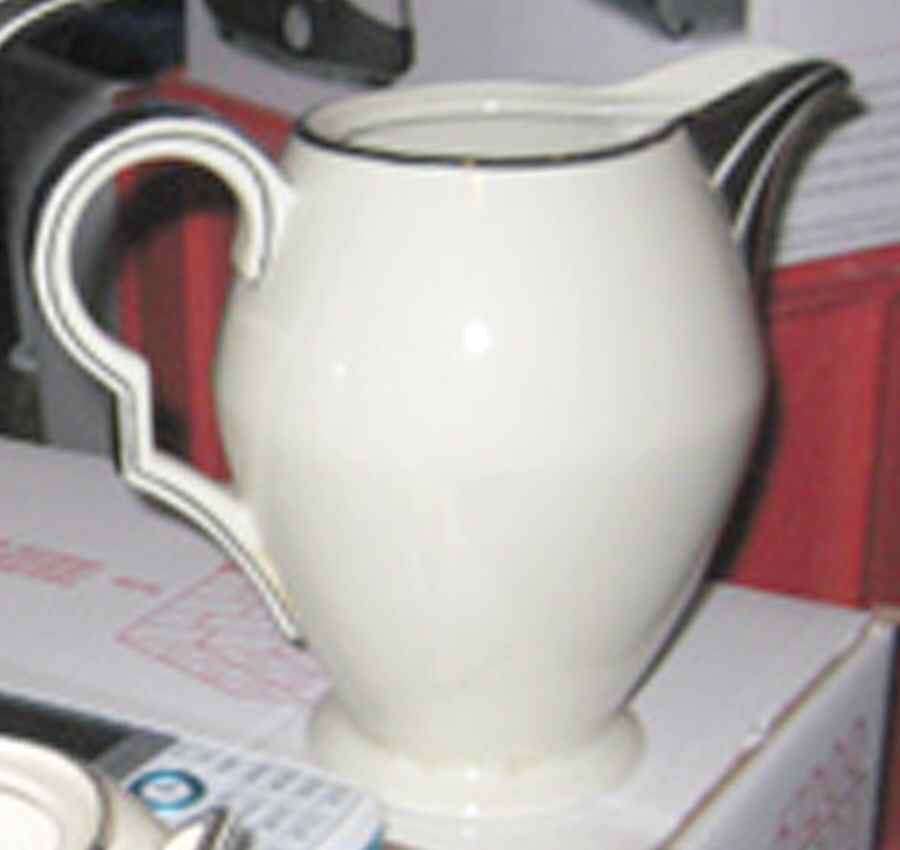 HCZ4 Teapot No Lid by Haas-Czjzek Coronado-1