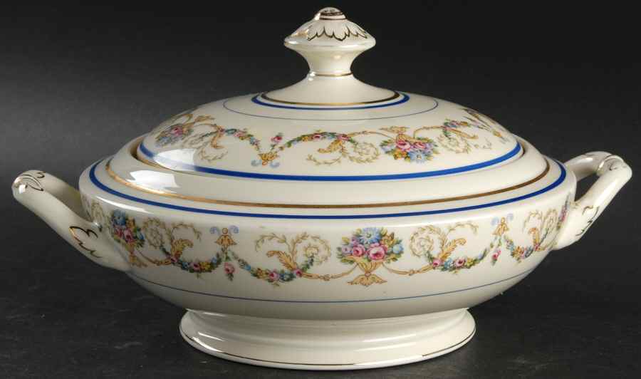La Boheme Blue Round Covered Vegetable by Haas-Czjzek Coronado-1
