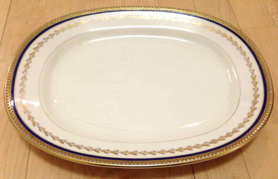 La Reine 15" Oval Serving Platter by Haas-Czjzek Coronado-1