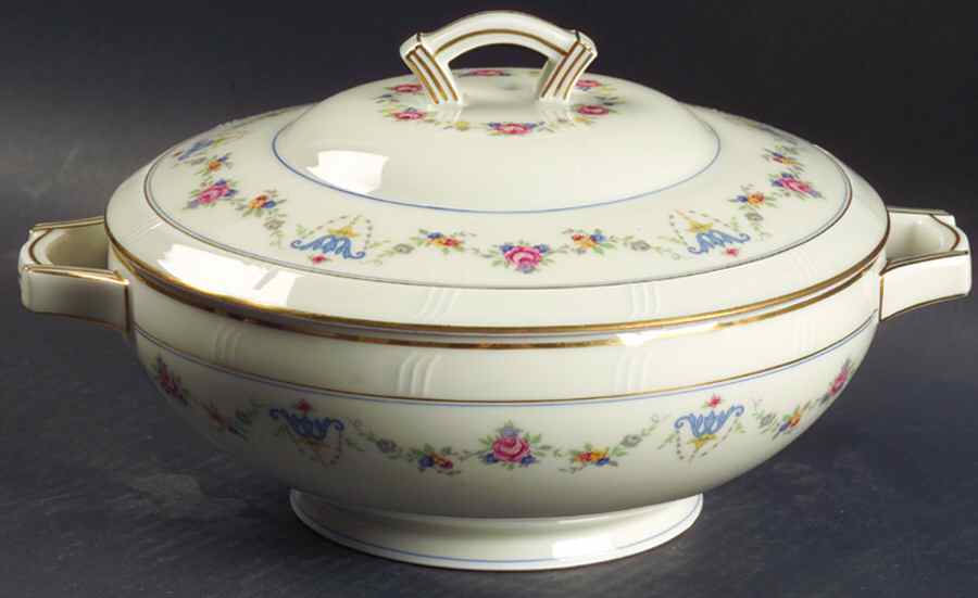 Patricia (Coronado) Round Covered Vegetable by Haas-Czjzek Coronado-1