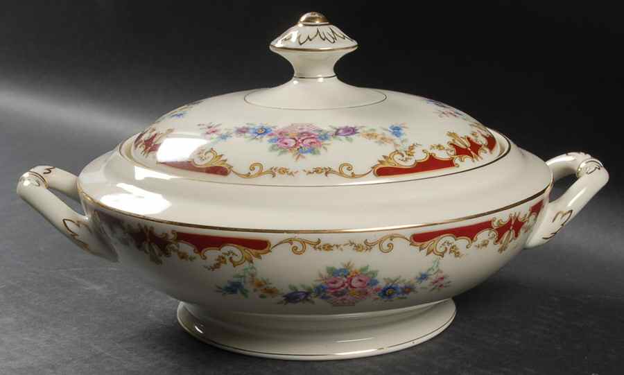 Yvonne Round Covered Vegetable by Haas-Czjzek Coronado-1