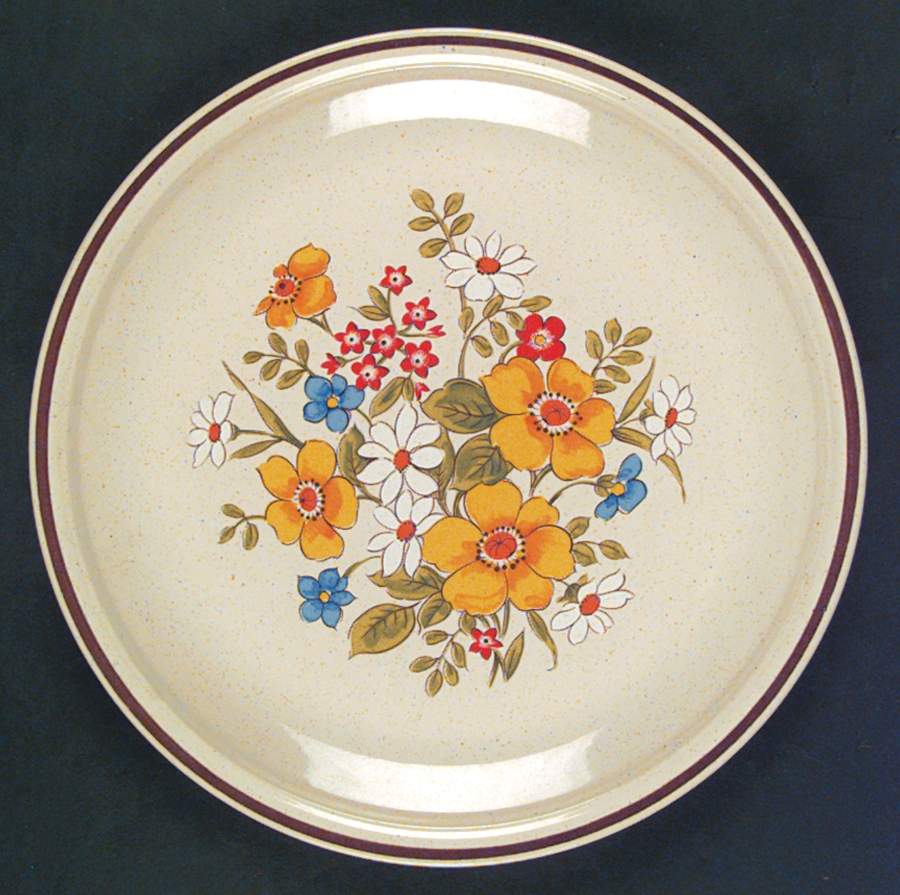 Bordeaux Dinner Plate by Hearthside-1