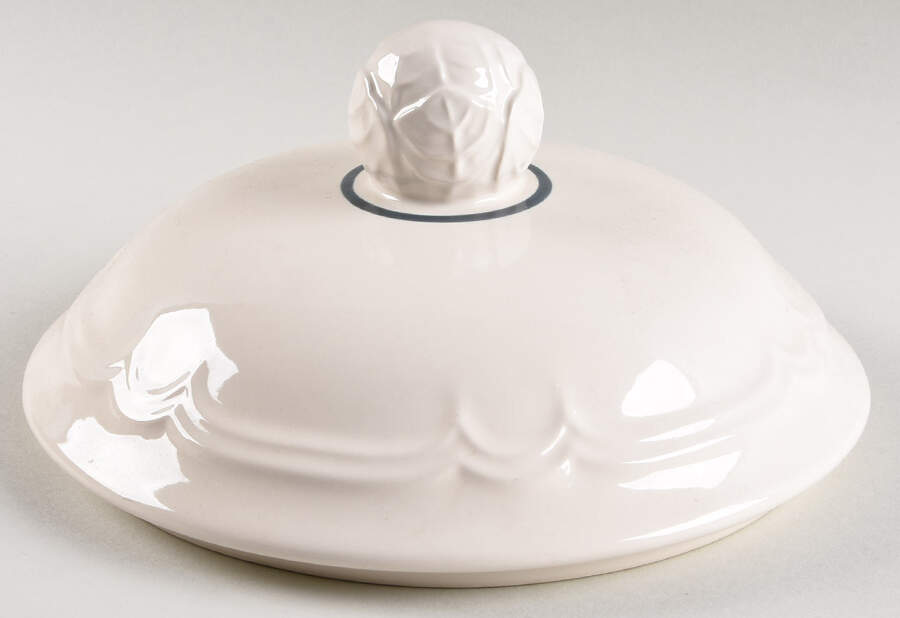 Brambleberry Lid for Round Vegetable by Hearthside-1