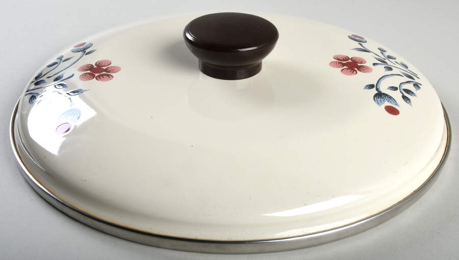 Brambleberry Lid for 4 Quart Metal Casserole by Hearthside-1