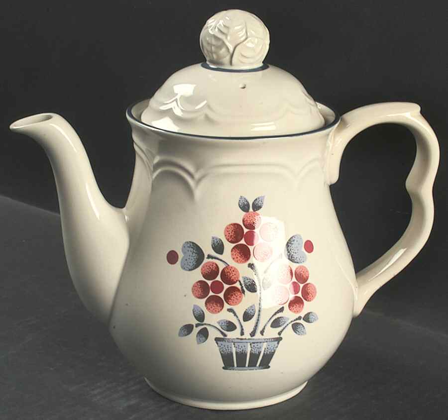 Brambleberry Tea/Coffee Pot & Lid by Hearthside-1