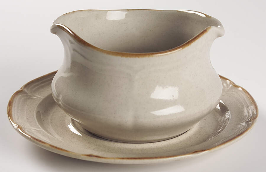 The Classics Round Gravy Boat & Underplate by Hearthside-1