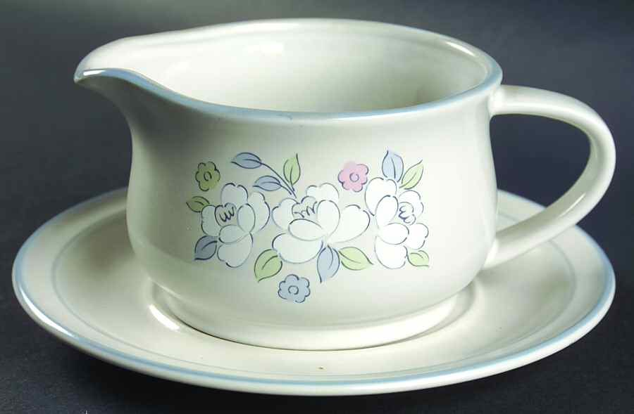 Fleur De Lune Round Gravy Boat & Underplate by Hearthside-1