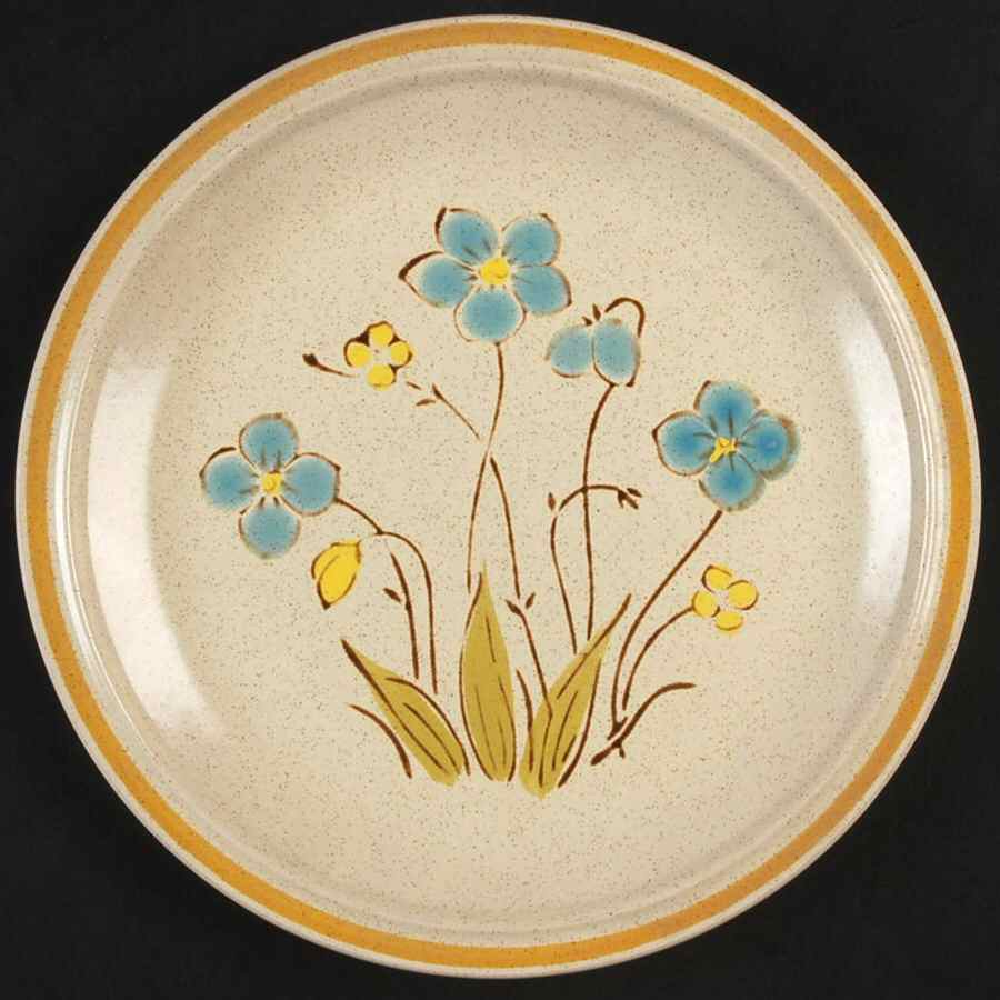 Highland Flowers Salad Plate by Hearthside-1